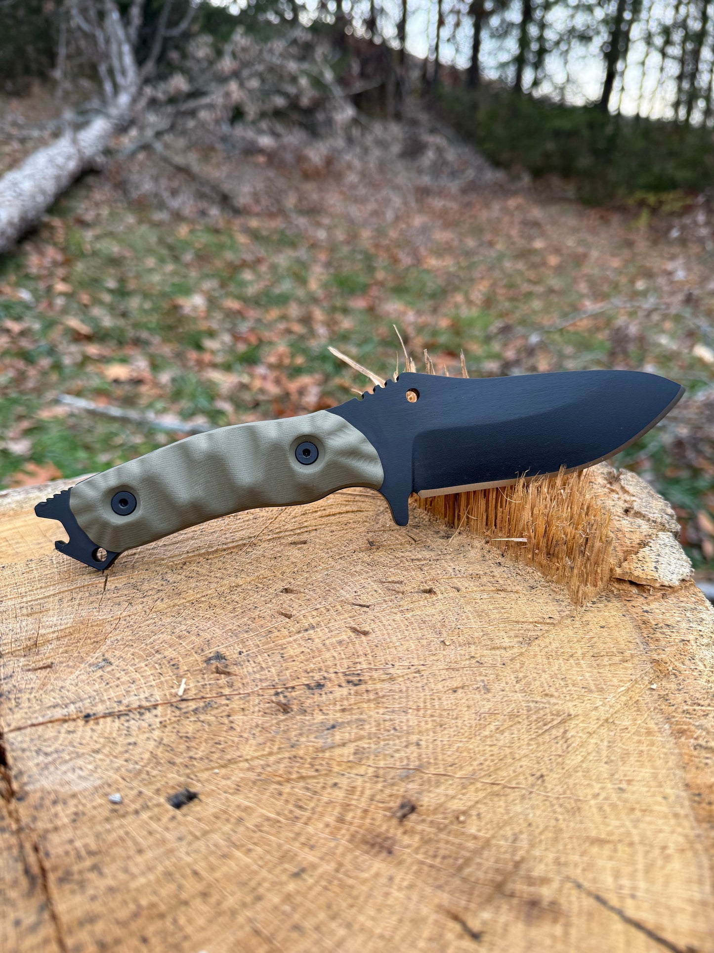 BREACHER Knife